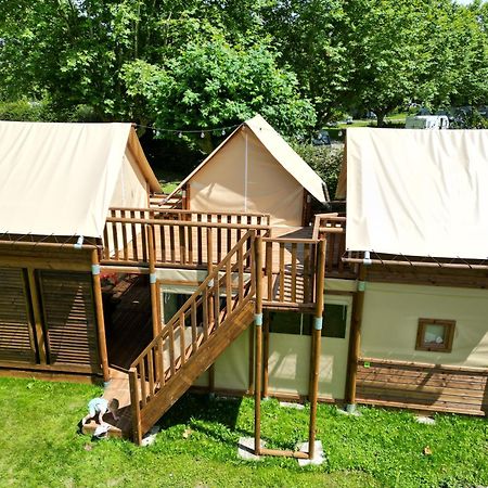 Camping De Thoissey *** Buitenkant foto