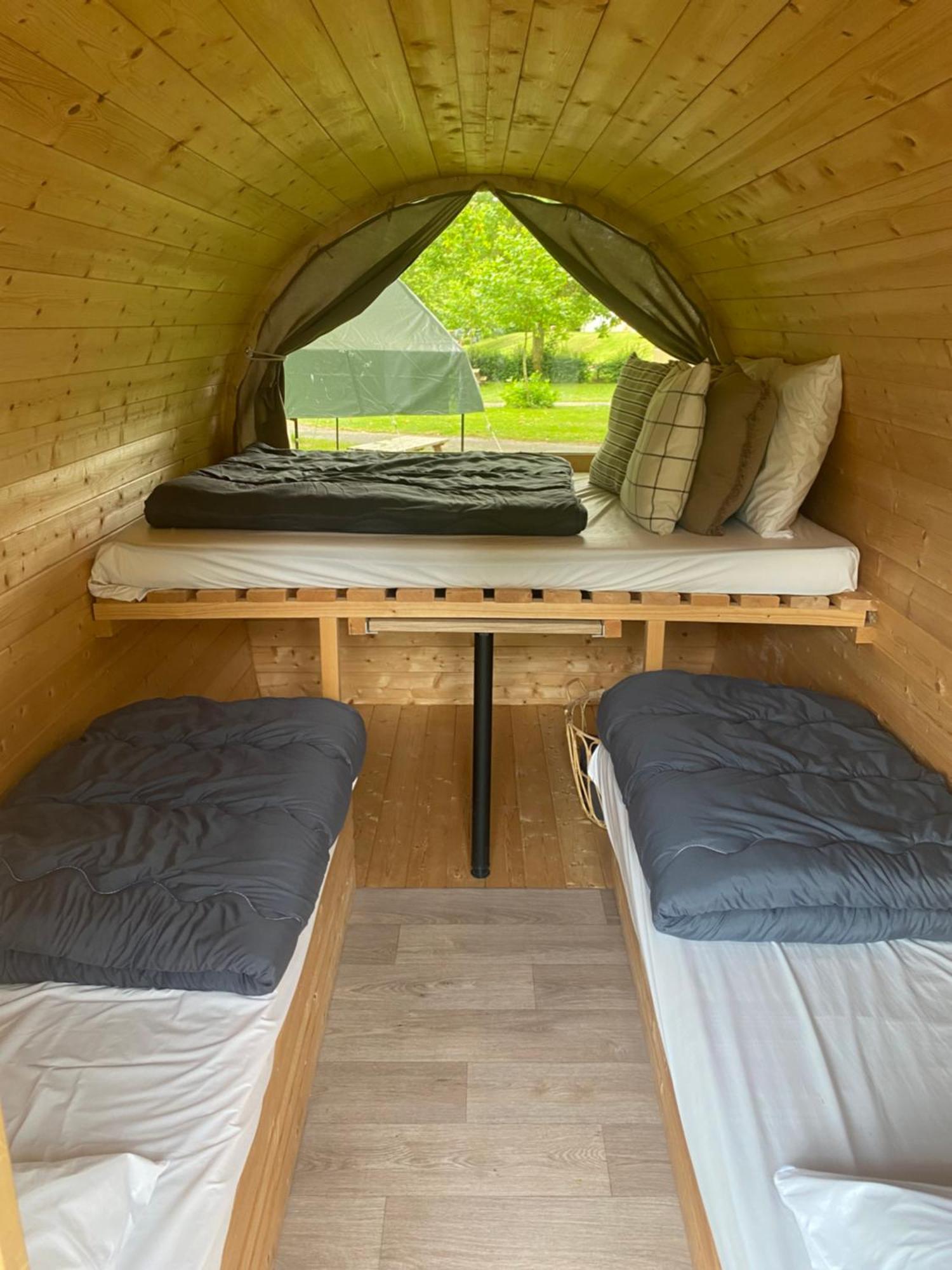 Camping De Thoissey *** Buitenkant foto