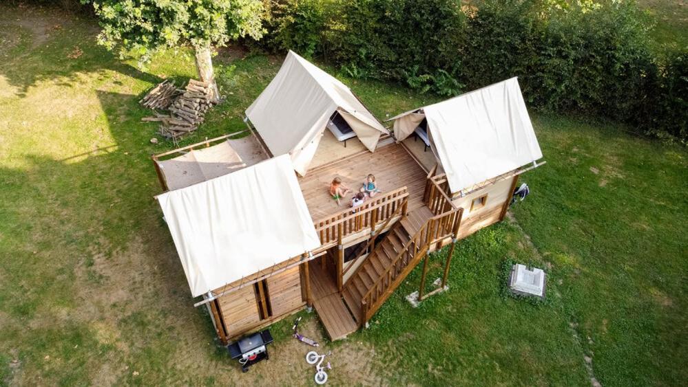 Camping De Thoissey *** Buitenkant foto